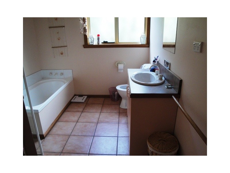 Unit 1 / 330 Mount Street, Burnie TAS 7320