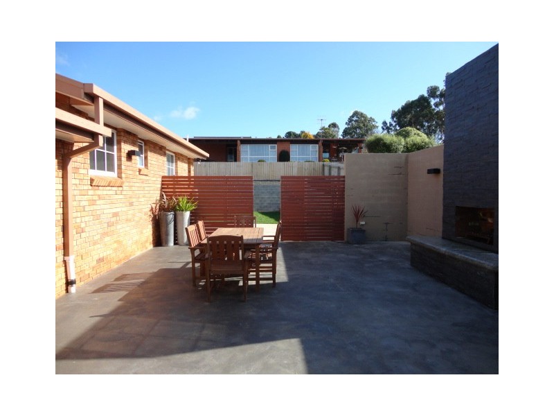 18 Blackwood Parade, Burnie TAS 7320