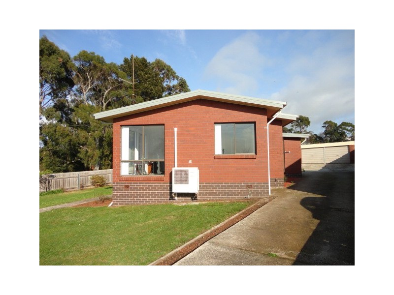 18 Medbury Crescent, Burnie TAS 7320