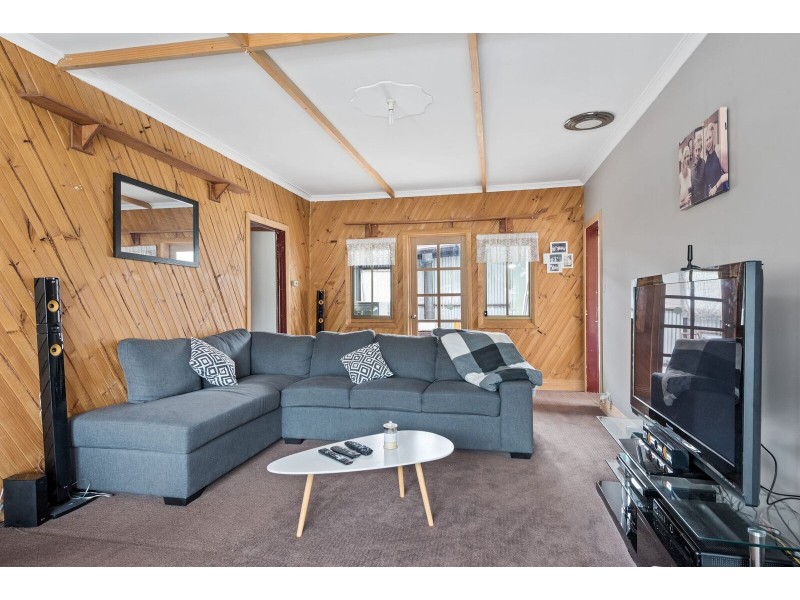 7 Evans Street, Queenstown TAS 7467