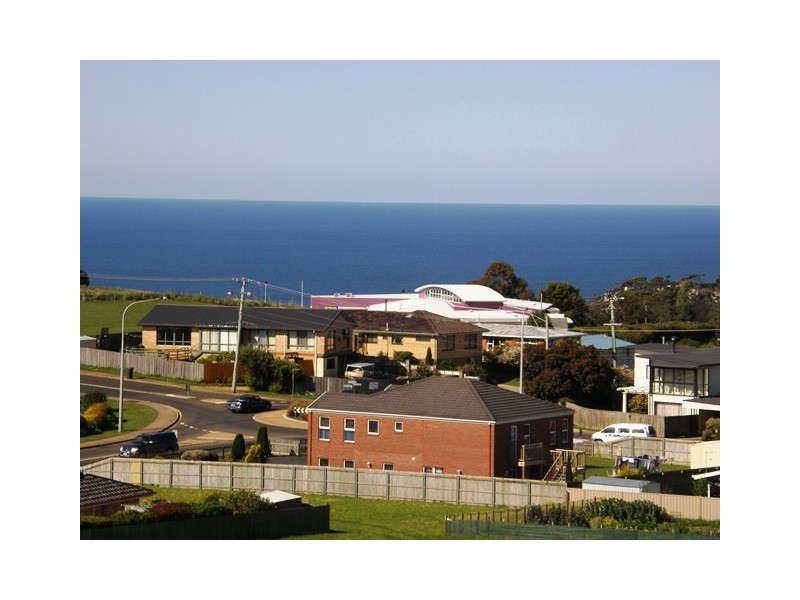 14 Lorrie Place, Burnie TAS 7320