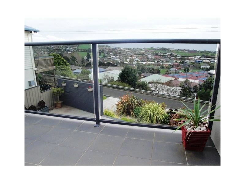 77 View Road, Burnie TAS 7320