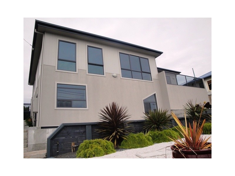 77 View Road, Burnie TAS 7320