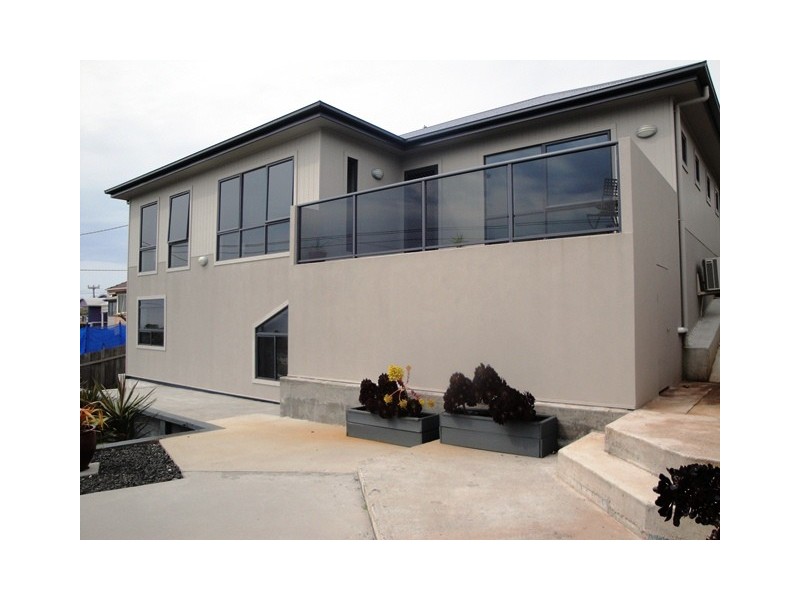 77 View Road, Burnie TAS 7320