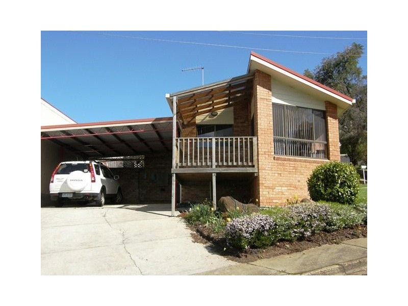 1/10 Charles Street, Burnie TAS 7320