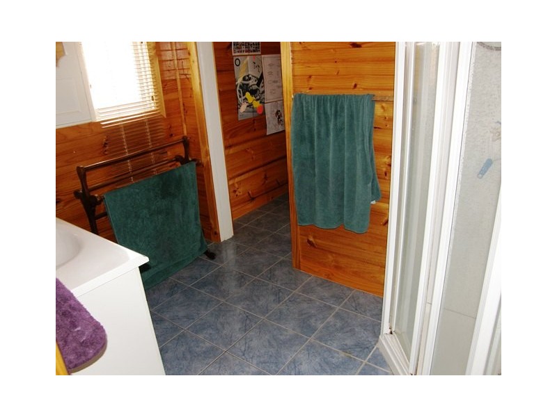 32 West Park Grove, Burnie TAS 7320
