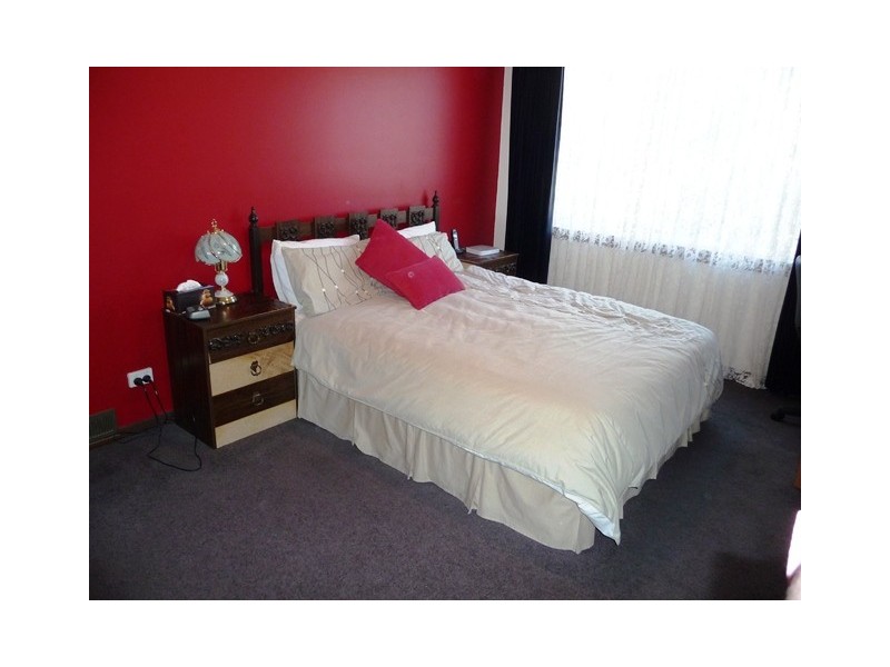 16 Pine Avenue, Burnie TAS 7320