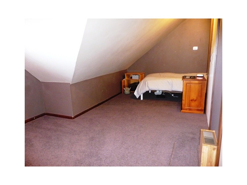 16 Pine Avenue, Burnie TAS 7320