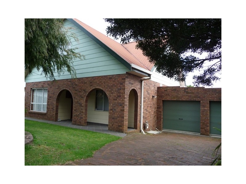 16 Pine Avenue, Burnie TAS 7320