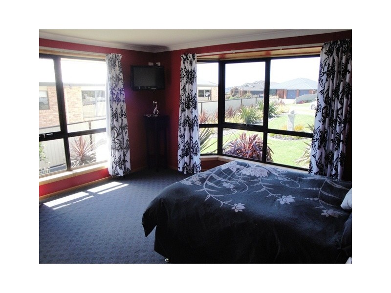 10 Ewington Way, Burnie TAS 7320