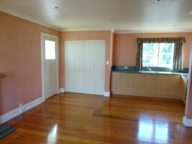 17 Sampson Street, Burnie TAS 7320