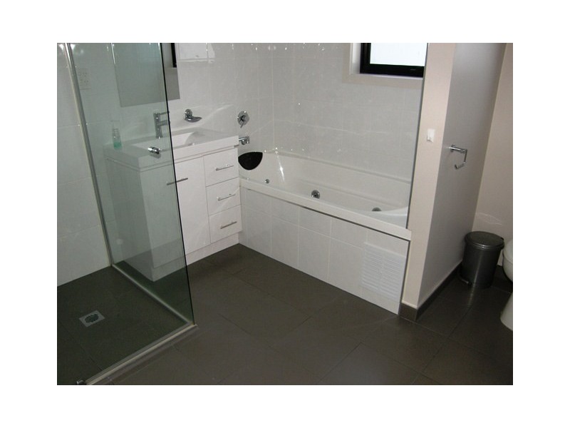 1/25 Platinum Drive, Burnie TAS 7320