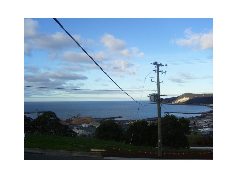 2 Robotham Place, Burnie TAS 7320
