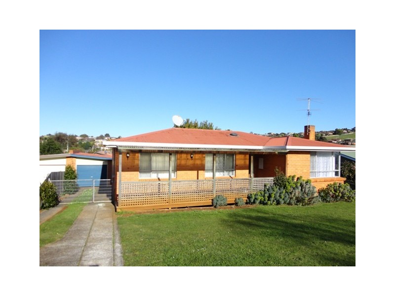 11 Futuna Avenue, Park Grove TAS 7320