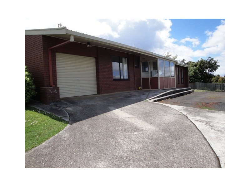 17 Damian Avenue, Burnie TAS 7320