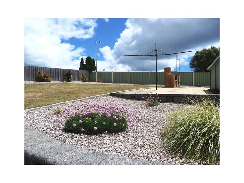 2 Damian Avenue, Burnie TAS 7320