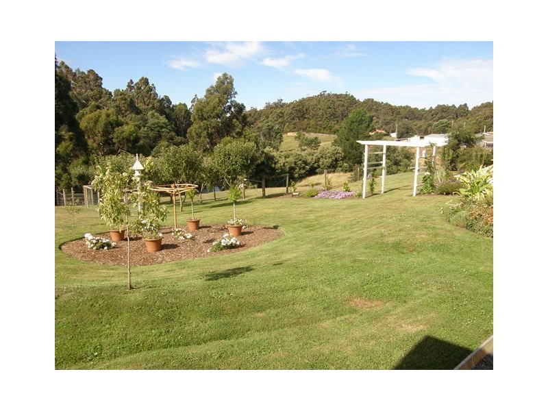 86 Hardys Road, Penguin TAS 7316