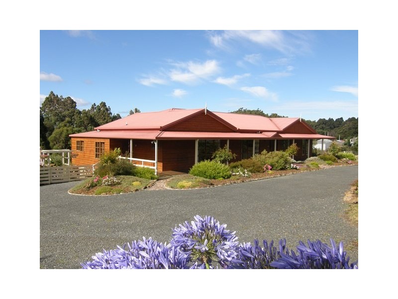 86 Hardys Road, Penguin TAS 7316