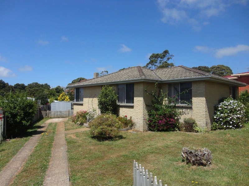35 Turners Crescent, Burnie TAS 7320