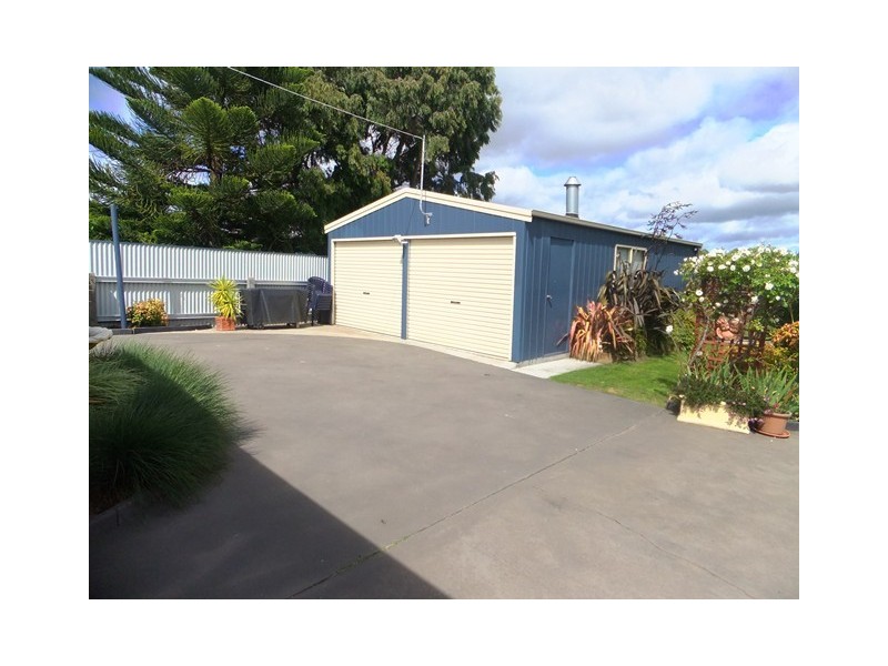 11 Falmouth Street, Somerset TAS 7322