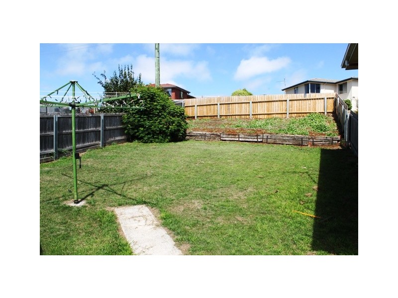 15 Winter Avenue, Burnie TAS 7320