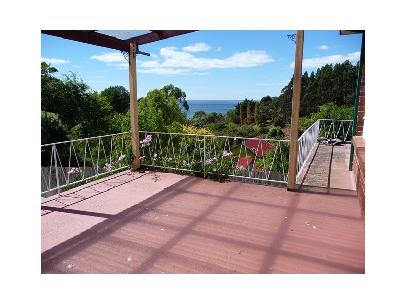 18 Aileen Crescent, Burnie TAS 7320
