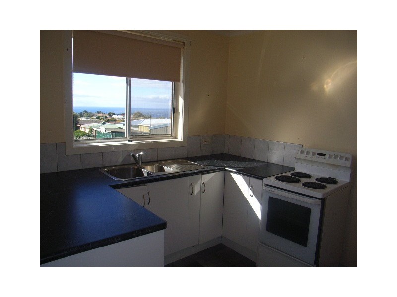 15 Winter Avenue, Upper Burnie TAS 7320