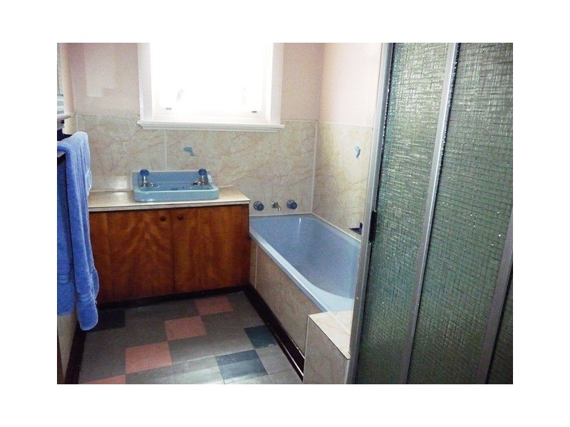 229 Mount Street, Burnie TAS 7320