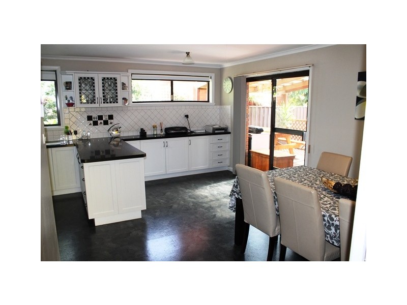 8 Sassafras Crescent, Burnie TAS 7320
