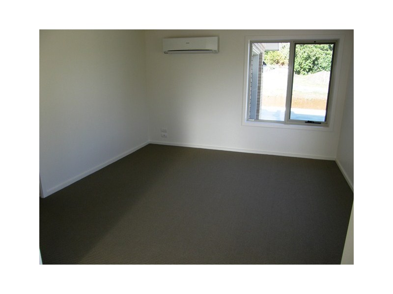 1/1 Emmett Street, Park Grove TAS 7320
