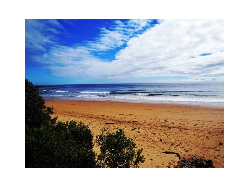 2/20 Seabreeze Avenue, Sulphur Creek TAS 7316