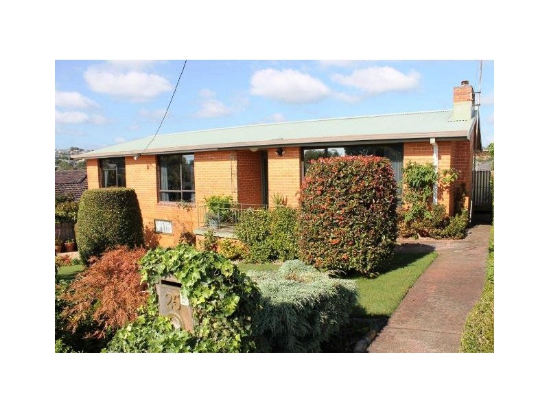 25 Futuna Avenue, Burnie TAS 7320