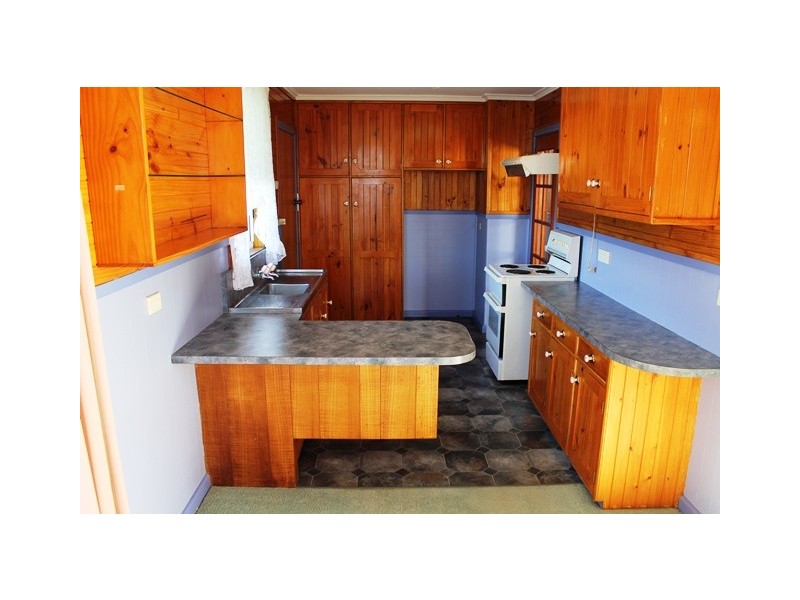 8 Woodward Avenue, Burnie TAS 7320