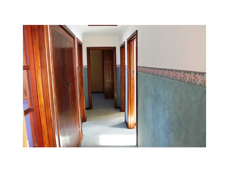 8 Woodward Avenue, Burnie TAS 7320