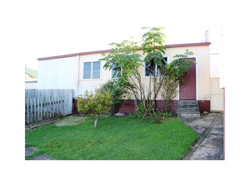 8 Woodward Avenue, Burnie TAS 7320