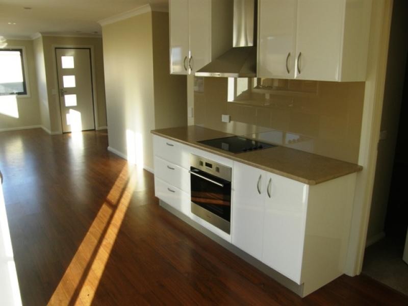 2/29 Mercedes Place, Downlands TAS 7320
