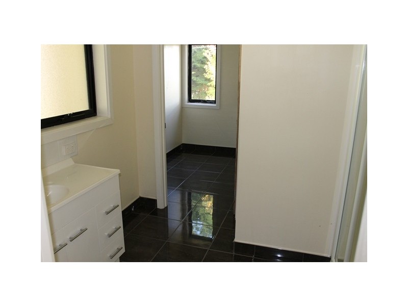 14 King Edward Street, Penguin TAS 7316