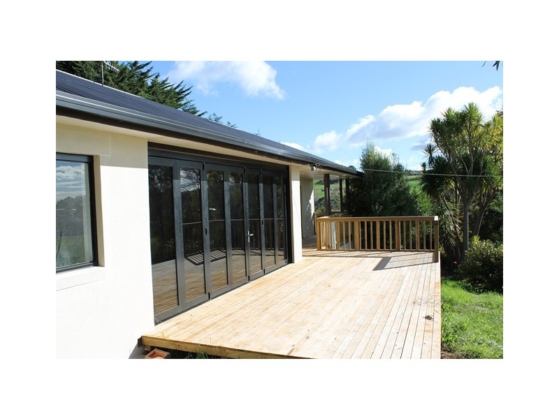 14 King Edward Street, Penguin TAS 7316