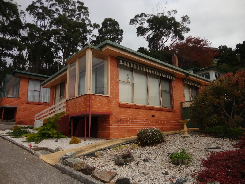 1/11 Princes Street, Burnie TAS 7320