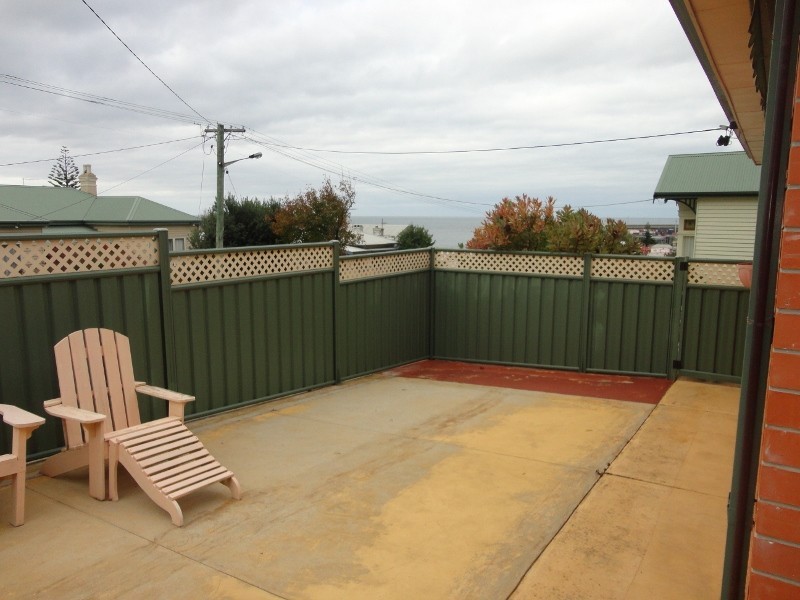 1/11 Princes Street, Burnie TAS 7320
