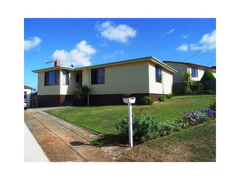 20 Tilley Street, Burnie TAS 7320