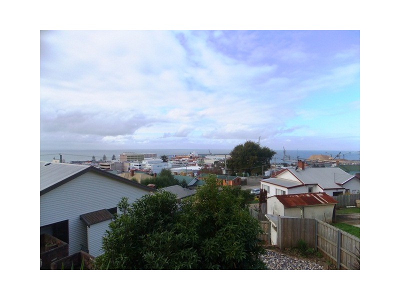 28 Hodgman Street, Burnie TAS 7320