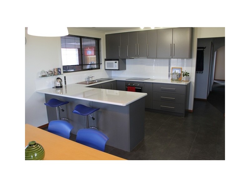 23 Lyons Street, Somerset TAS 7322