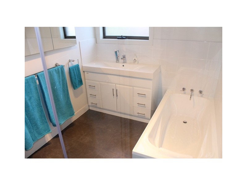 23 Lyons Street, Somerset TAS 7322