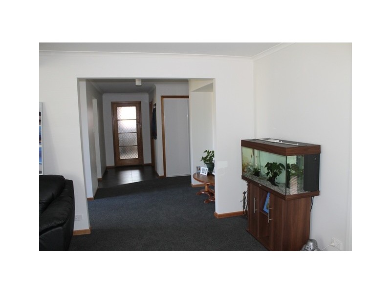 23 Lyons Street, Somerset TAS 7322