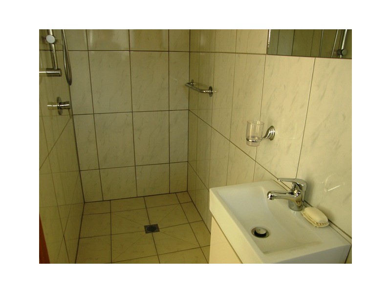 4/119 View Road, Burnie TAS 7320