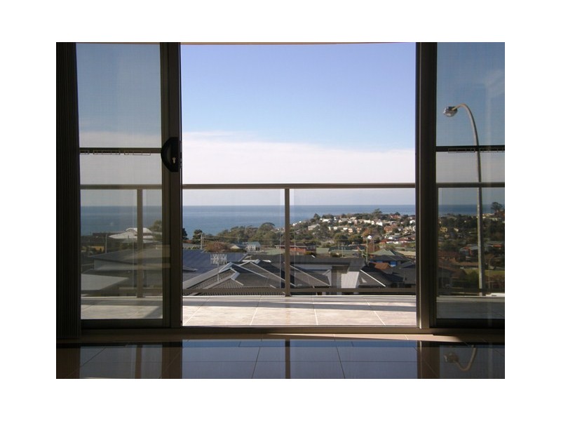 18 Lorrie Place, Park Grove TAS 7320
