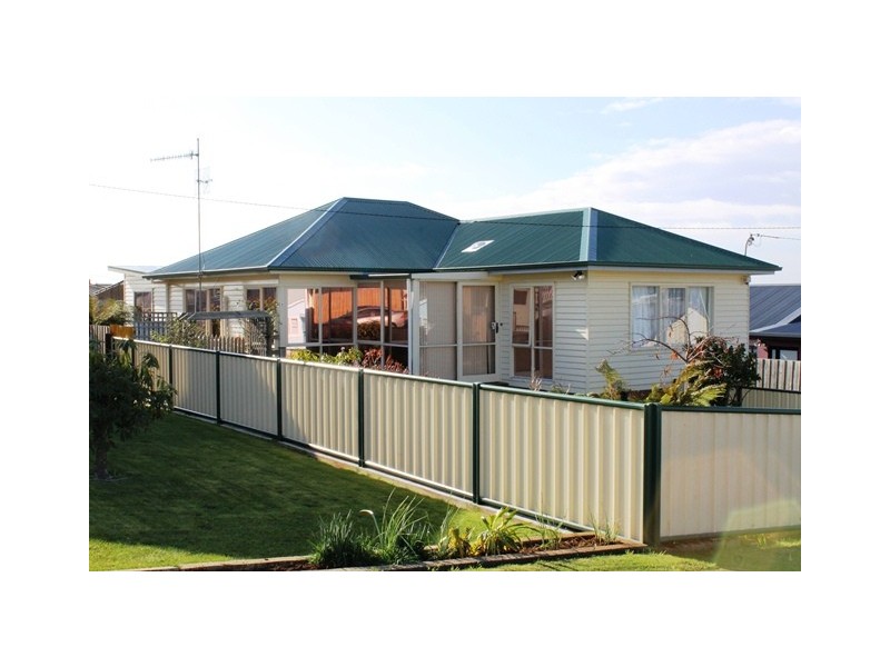 16 Grenville Street, Burnie TAS 7320