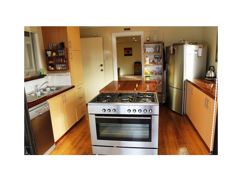 16 Grenville Street, Burnie TAS 7320