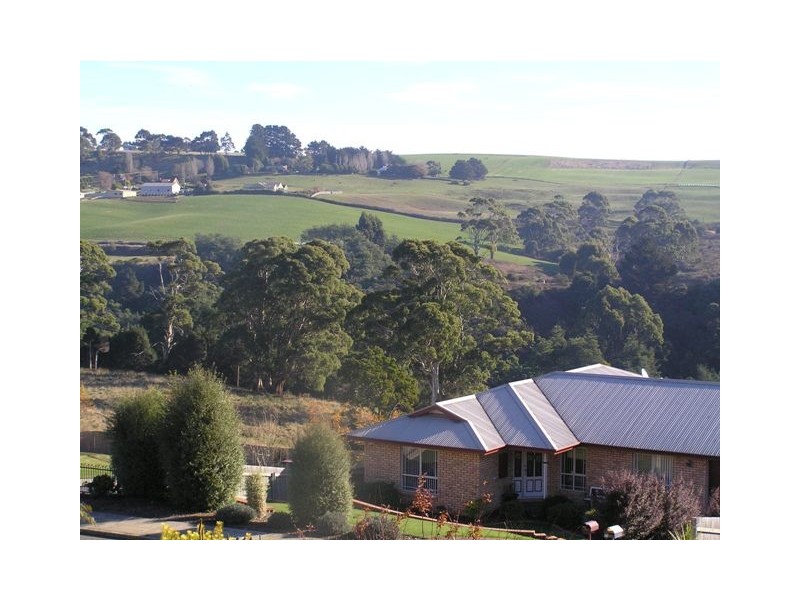 10 Heather Crescent, Park Grove TAS 7320